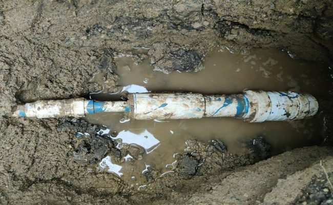 2 inch PVC main water line emergency leak 400 px h